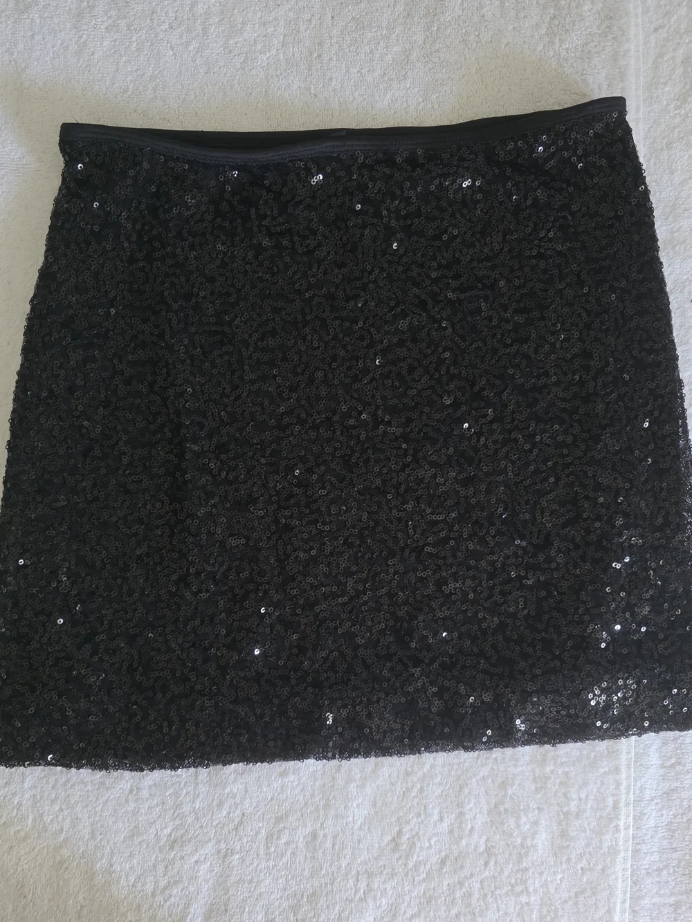Express Black Sequin Mini Skirt – Perfect Party/Holiday Statement Piece!